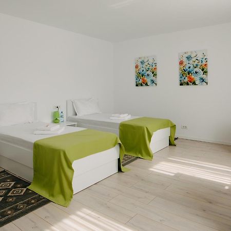 Stepo Sunset Apartment Букурещ Екстериор снимка
