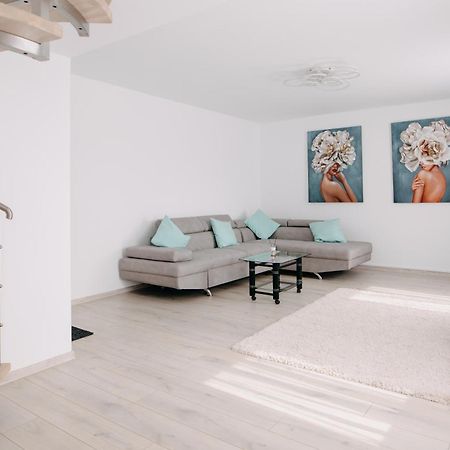 Stepo Sunset Apartment Букурещ Екстериор снимка