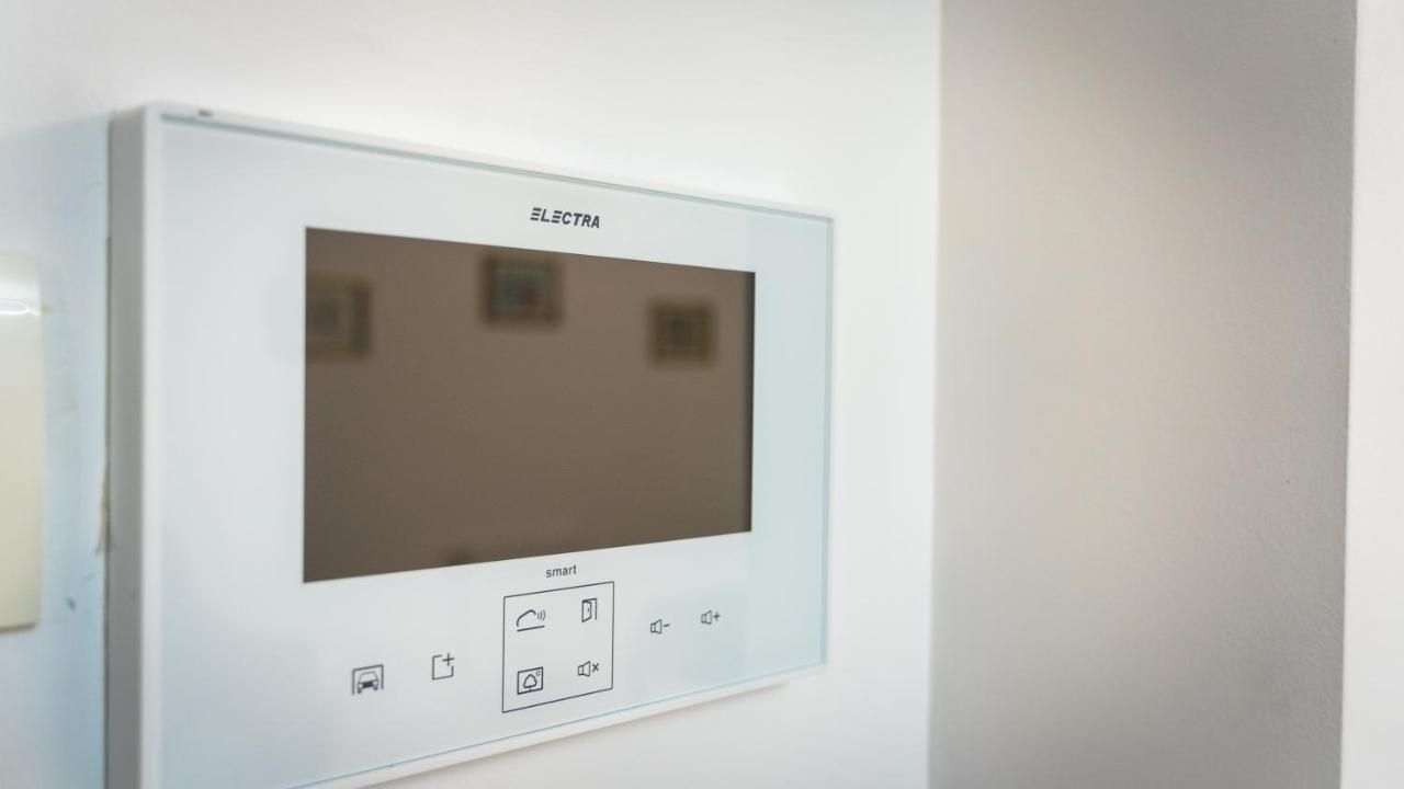 Stepo Sunset Apartment Букурещ Екстериор снимка