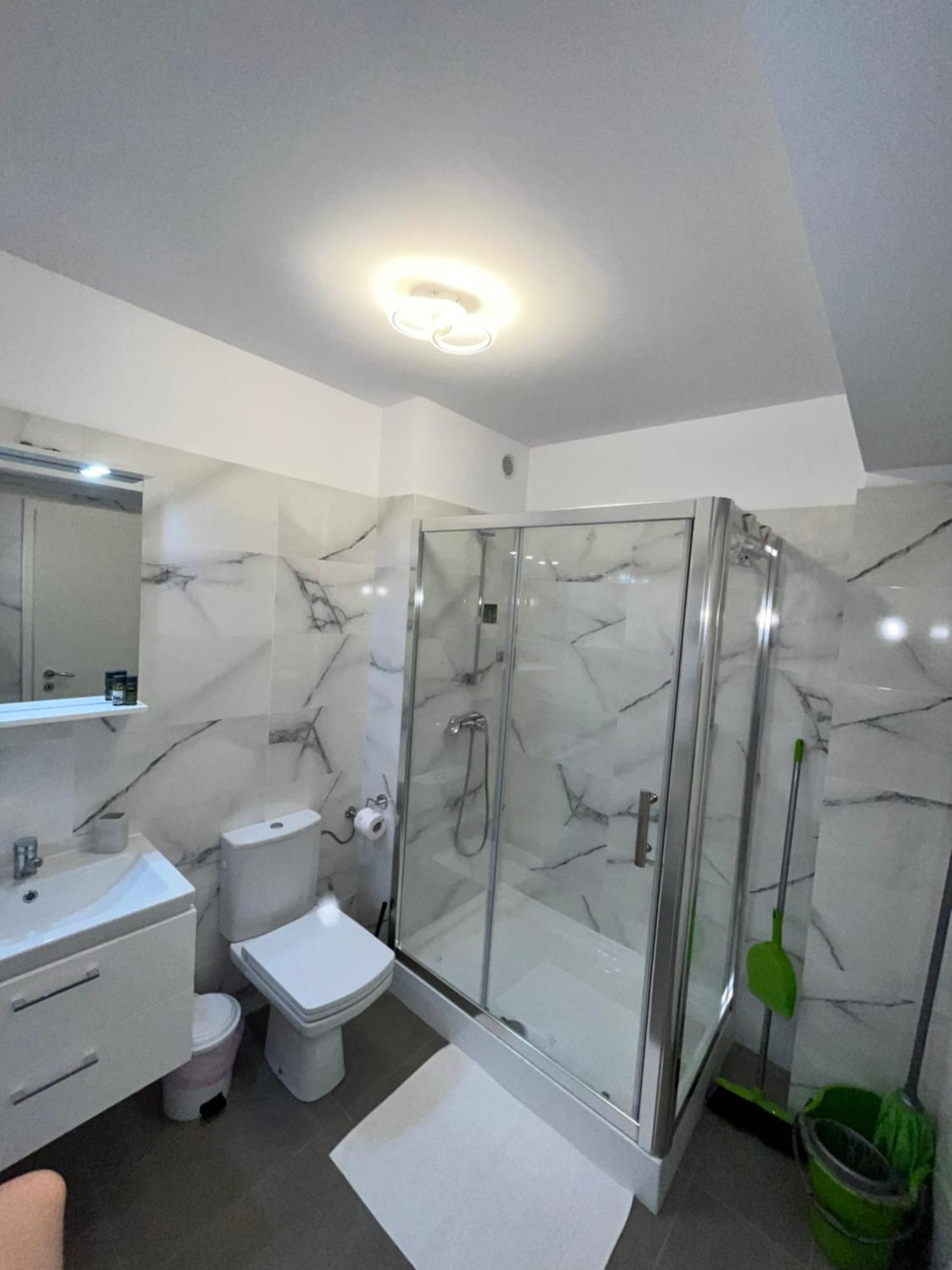 Stepo Sunset Apartment Букурещ Екстериор снимка