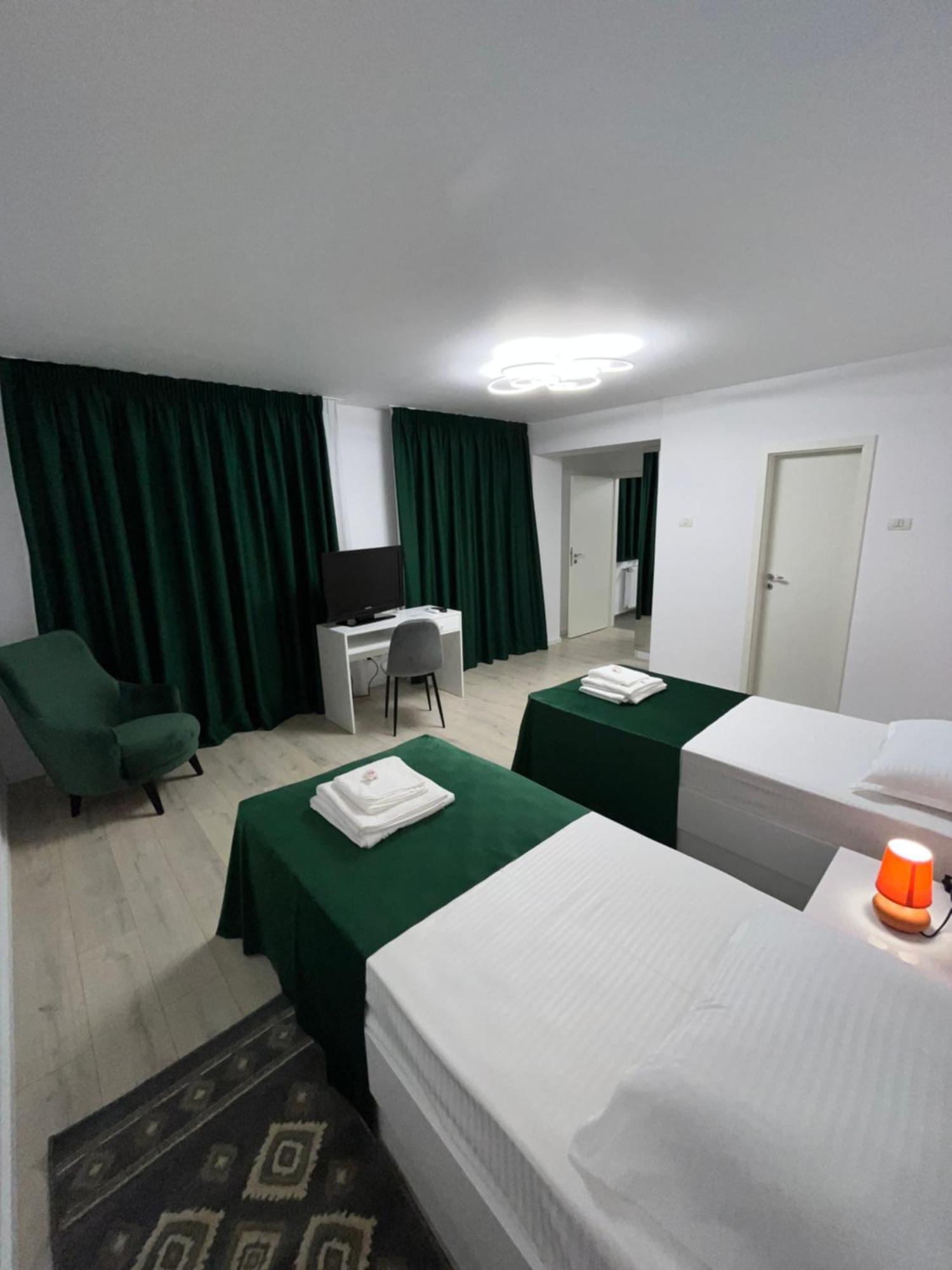 Stepo Sunset Apartment Букурещ Екстериор снимка